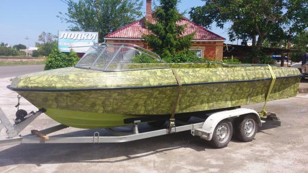 Лодка Октавия-620. Длина 6 метров